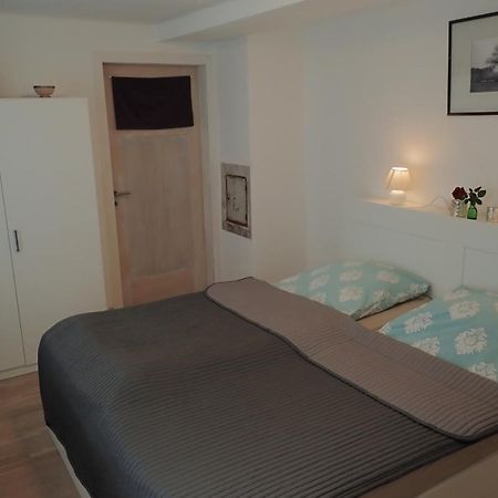 Ferienwohnung Holzmaden Am Platz Exterior foto